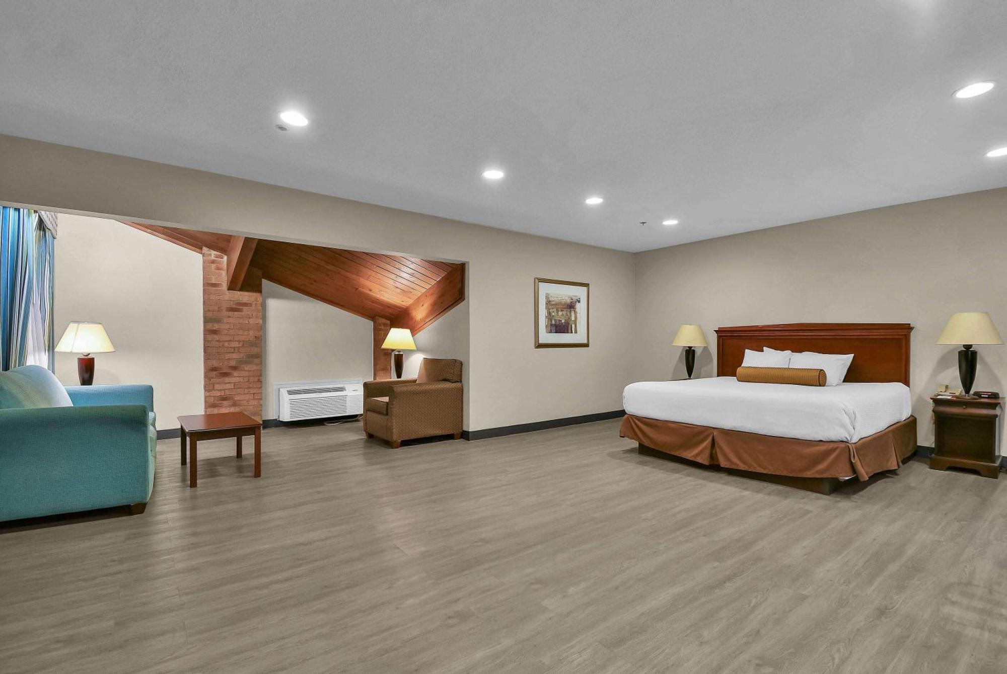 Baymont By Wyndham זנסוויל מראה חיצוני תמונה